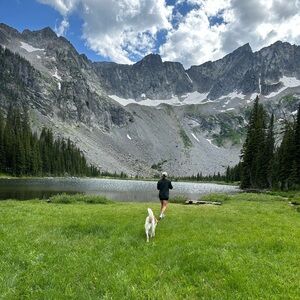 Meet your Posher, Crystal